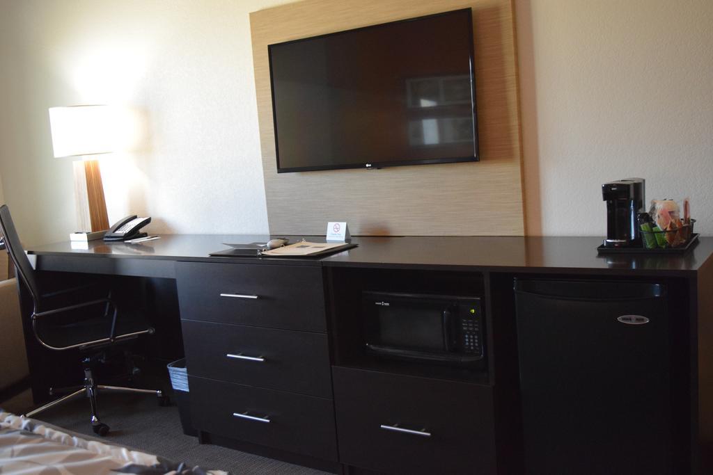 Mainstay Suites Лафкин Экстерьер фото